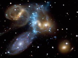 montón de galaxia de Quintette de Stefan