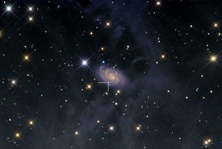 Galaxia espiral NGC 918 y supernova SN2009js 